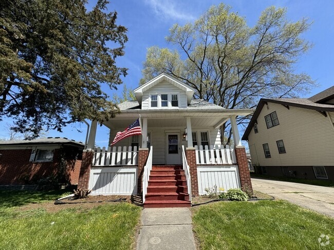 Building Photo - 15511 N Park Ave Rental