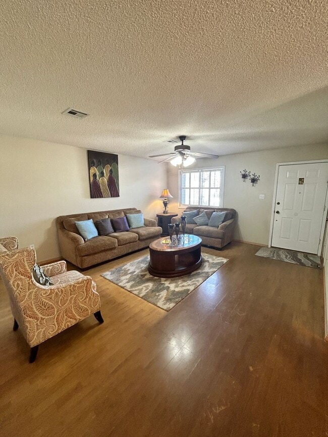 Photo - Charming 3-Bedroom Home with Wood Flooring and Large Yard in Yuma