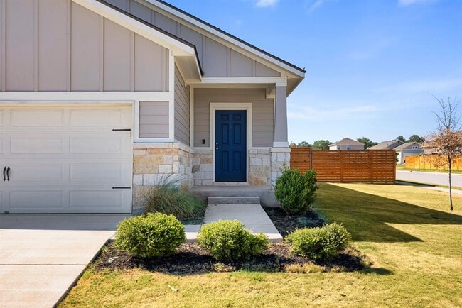 Photo - 221 Ancellotta Wy