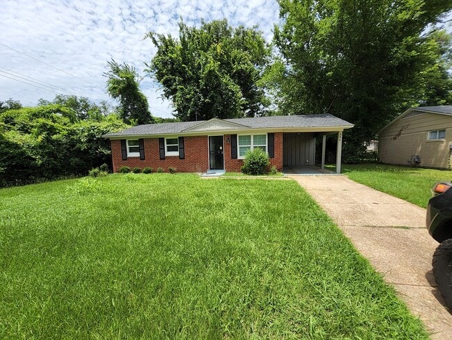 Building Photo - 384 Lillian Dr