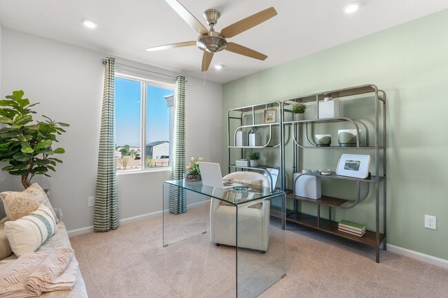 Building Photo - 1990 Hydrangea Pl