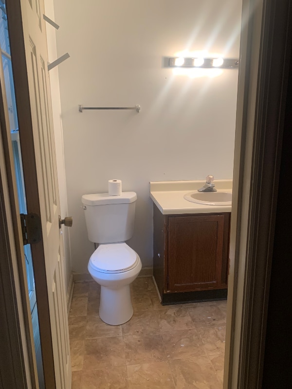 Photo - 121 Arcadia Ln