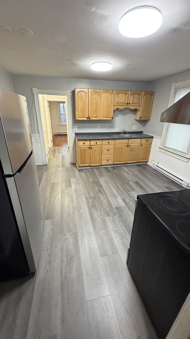 Building Photo - 22 Blake St