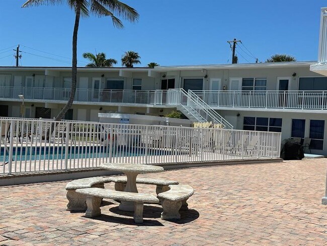 Photo - 2508 Bay Dr Unit 25