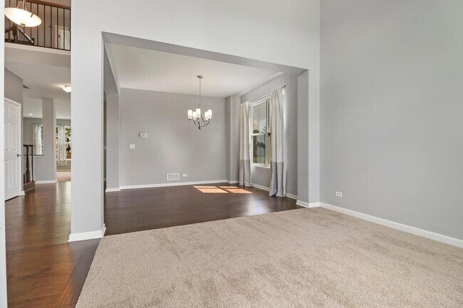 Photo - 643 Seneca St