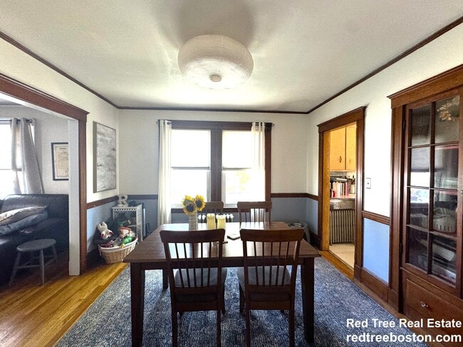 Photo - 27 Strathmore Rd Unit 1