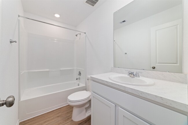 Photo - 7611 Cedar Birch Dr