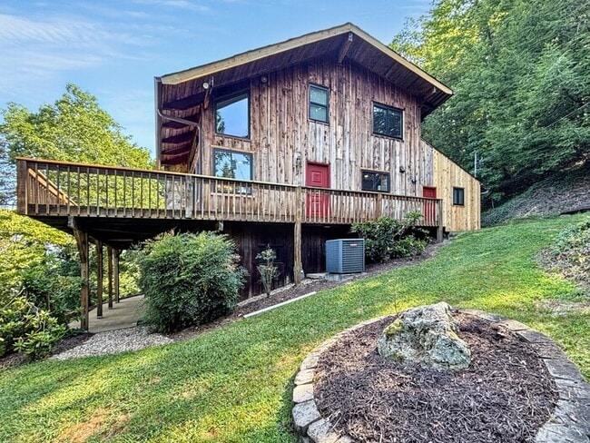 Photo - 5709 Vincent Rd
