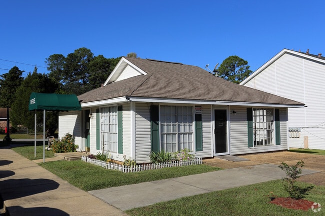 Leasing Office