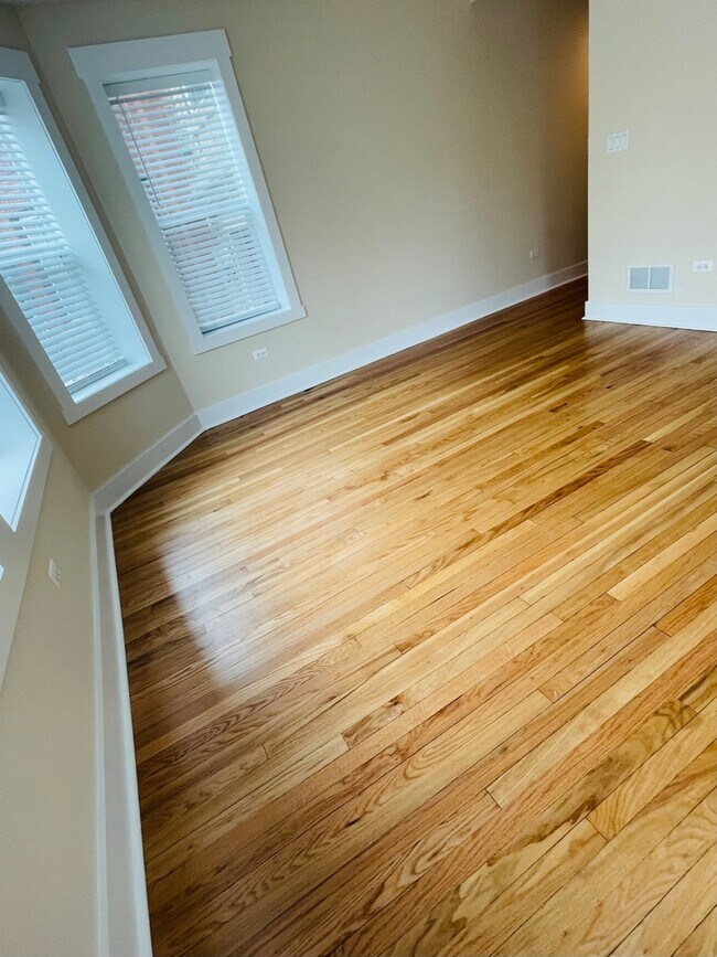 Photo - 7408 N Hoyne Ave Unit 3