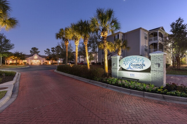 Building Photo - Oakbrook Village Rental