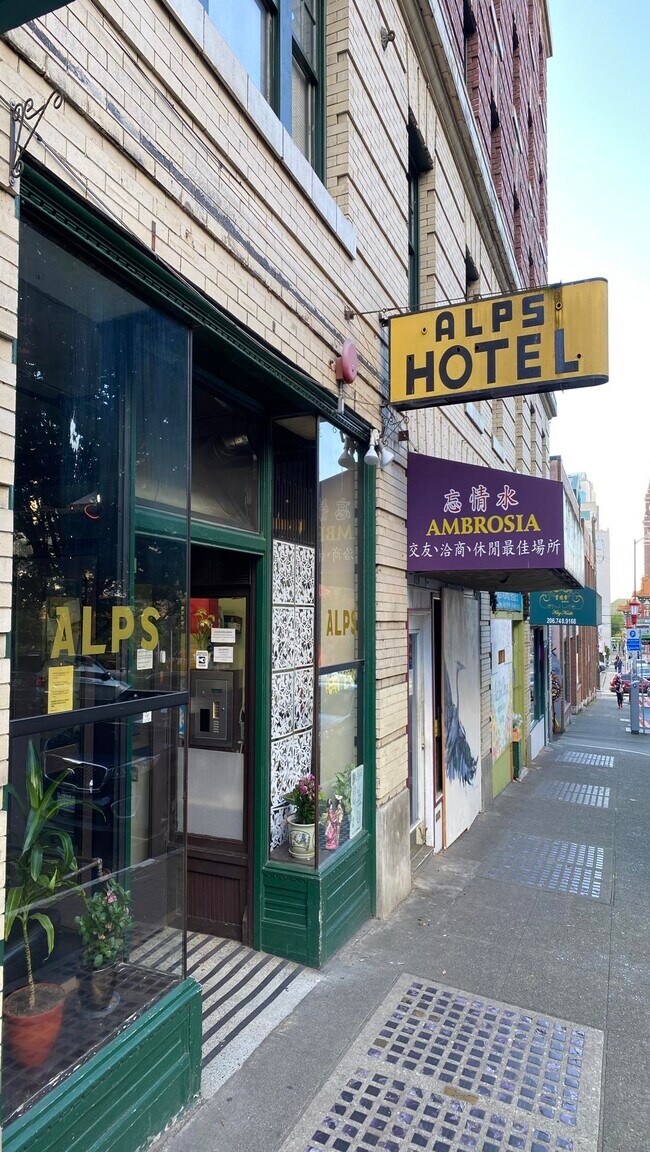 621 S King St Apartments For Rent in Seattle, WA