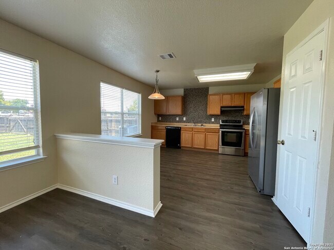 Photo - 8927 Nature Trail