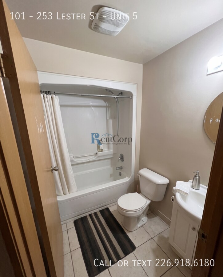 Photo - 253-253 Lester St Unit 5