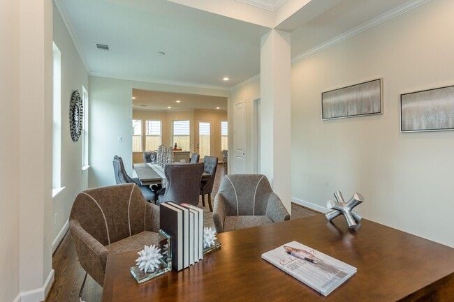 Photo - 5010 Ella Blvd