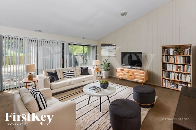 Photo - 5233 Edenshire Ave