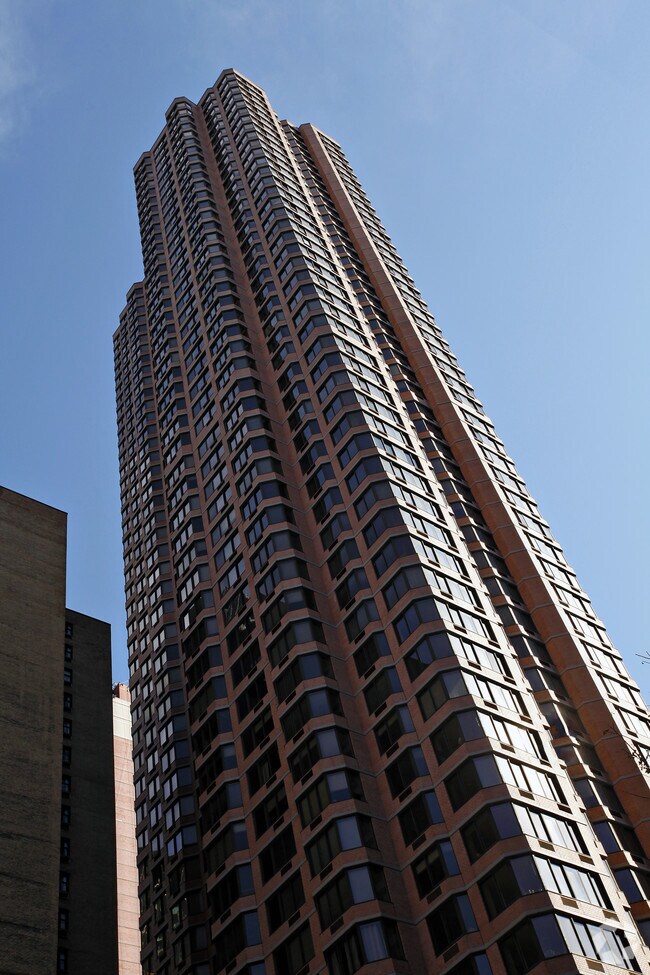 Paramount Towers