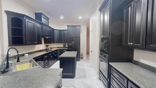 Photo - 119 April Waters Dr W