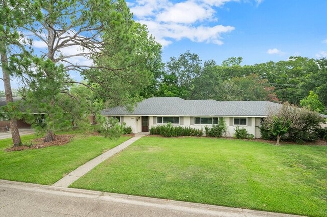 Photo - 5475 S Ridge Dr House