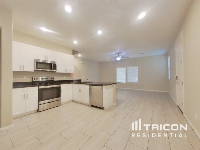 Photo - 12580 W Via Dona Rd