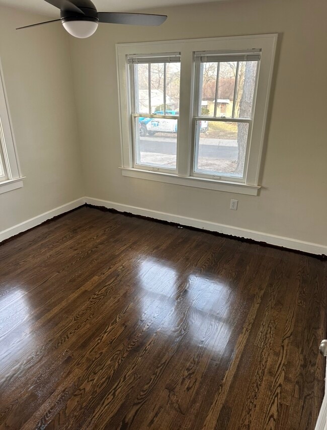 Photo - 126 S Willow Ave