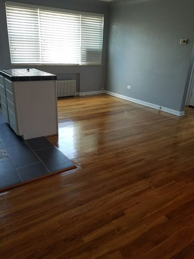 Photo - 505 Logan St Casa