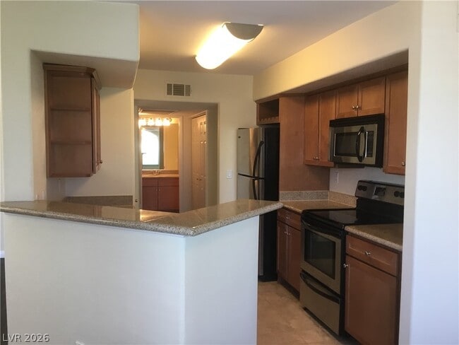Photo - 4400 S Jones Blvd Unit 2004