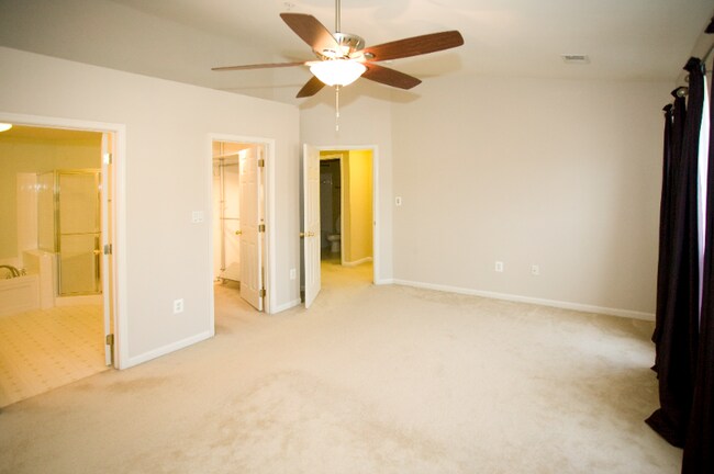 Photo - 42243 Black Rock Terrace