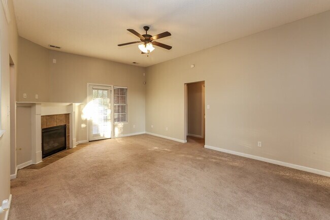 Photo - 7182 Crape Myrtle Dr