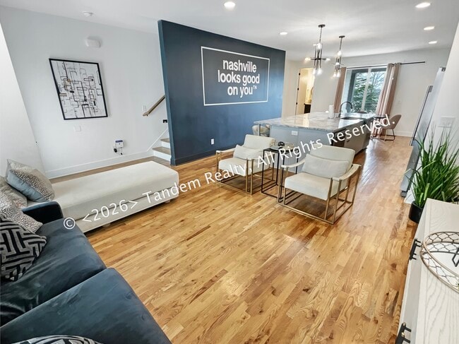 Photo - 2807 Delaware Ave