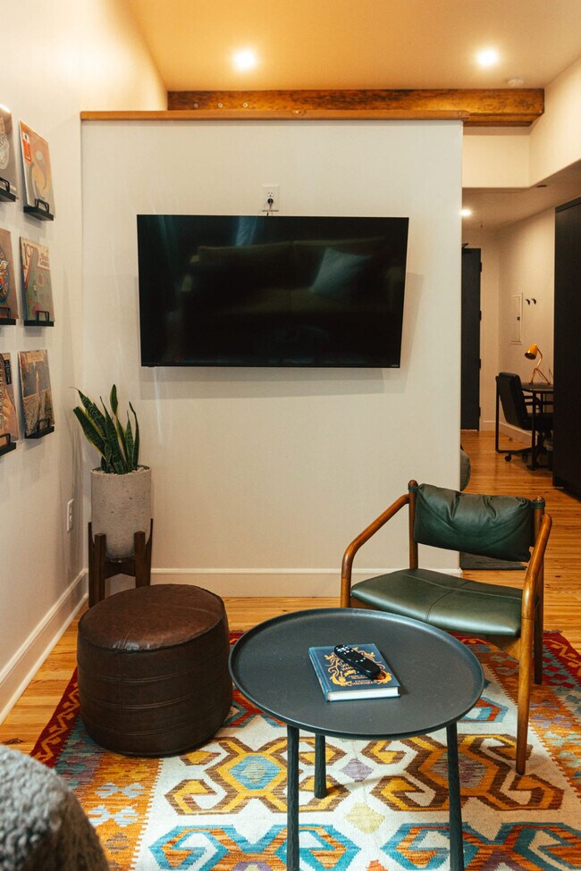 Photo - 1911 3rd Ave N Unidad ID1352413P