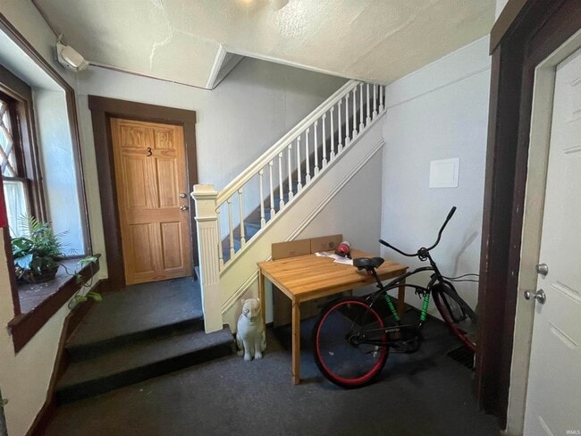 Photo - 423 S Fess Ave