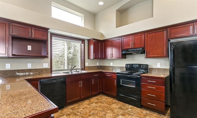 Photo - Beautiful Spacious 3 bed 2.5 bath home in Ferndale!