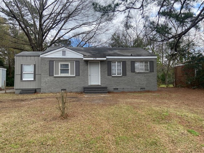 **ON HOLD**Total Electric - 2 Bedroom / 1 ... - **ON HOLD**Total Electric - 2 Bedroom / 1 ... House