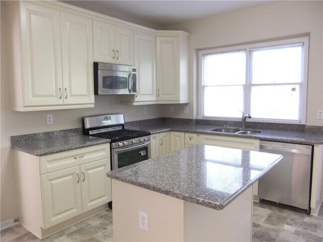 Photo - 3730 Ancroft Cir