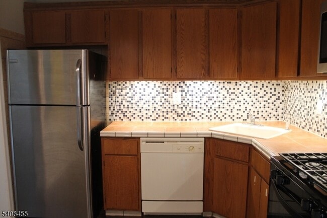 Photo - 55 Crabapple Ln Unit 55