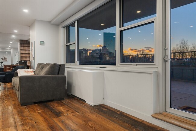 Photo - 151 Tremont St Unit 6F