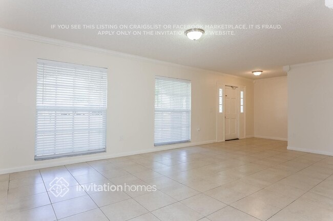 Photo - 8830 Johnson St