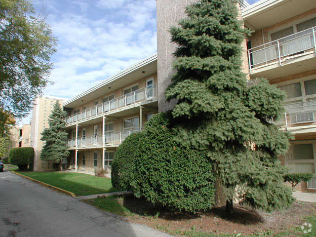 Forest Glen Apartments - Forest Glen Apartments