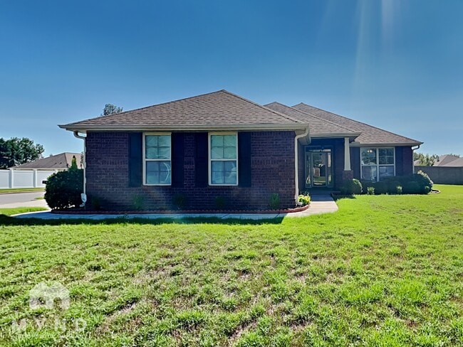 Photo - 601 Summer Cove Cir NW