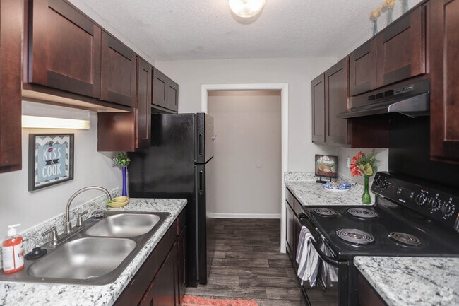 Interior Photo - Auburn Place
