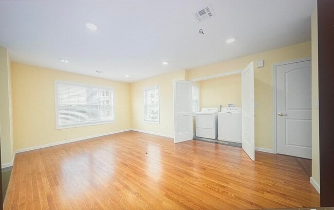 Photo - 202 John F. Kennedy Blvd Unit 2