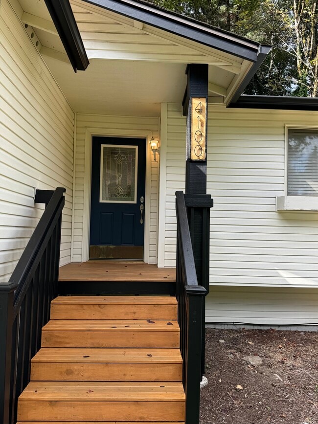 Building Photo - 4100 Songbird Ln NW Rental