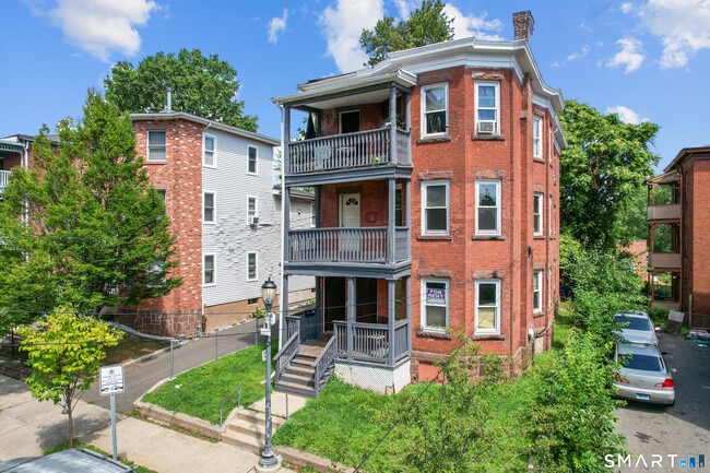 Photo - 2-4 Mortson St Unit 2nd Floor