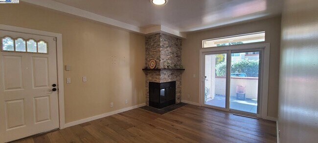 Photo - 6967 Stagecoach Rd Unit D