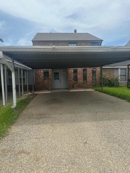 Photo - 6840 25th St