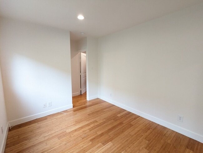 Photo - 1010 Wilton Pl Unit 6