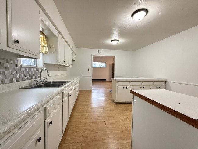 Photo - 3132 NW 16th St