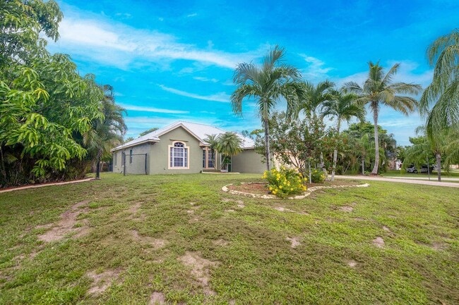 Photo - 2741 SW Pierson Rd