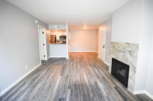 Photo - 971 Fulton Ave Unidad 569